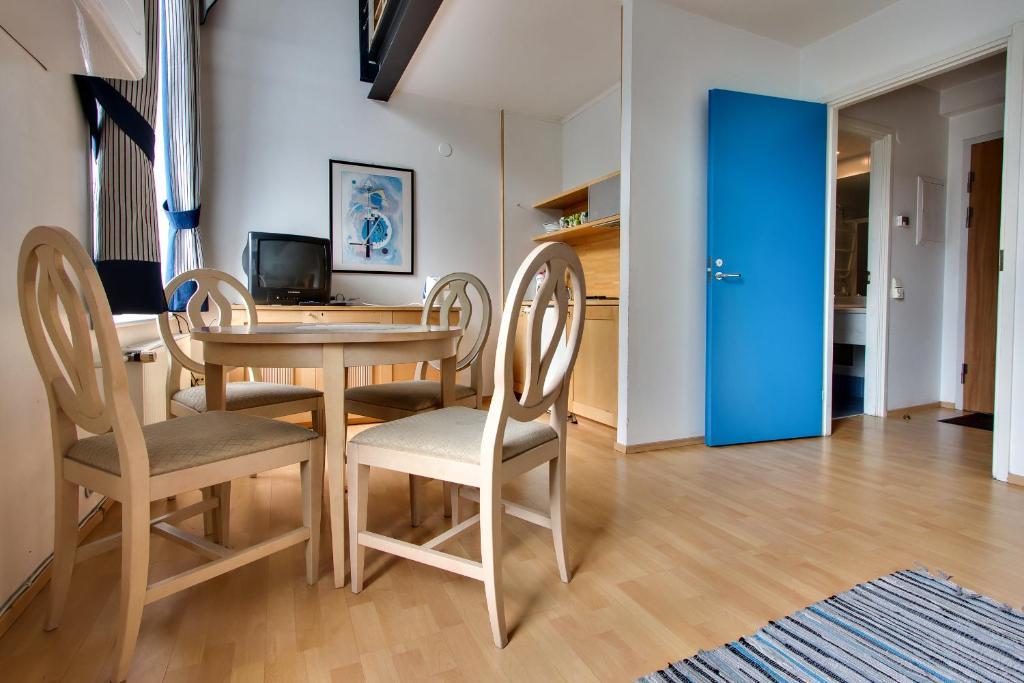 Daily Apartments - Ilmarine/Port تالين الغرفة الصورة